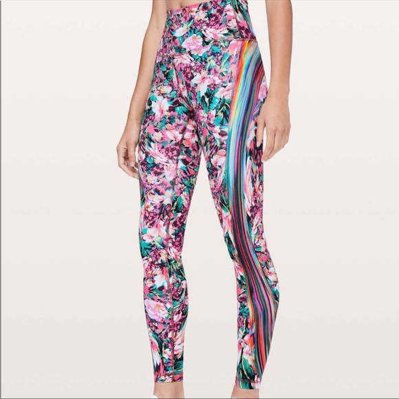 Lululemon Wunder Under Hi-Rise Tight Rainbow Print 🌈🦄 - Picture 2 of 6